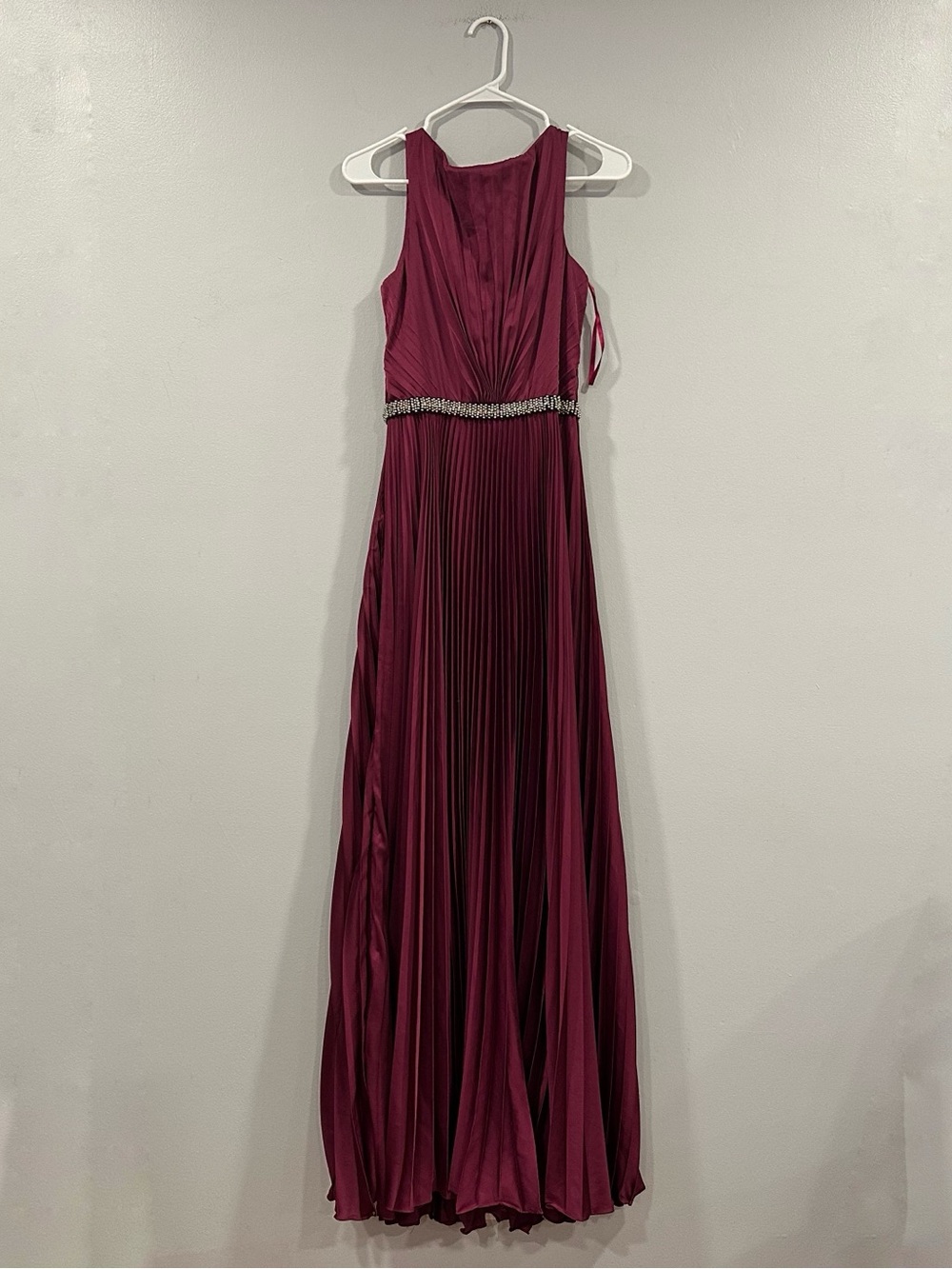 Mac Duggal 26610 sz 4 NWOT